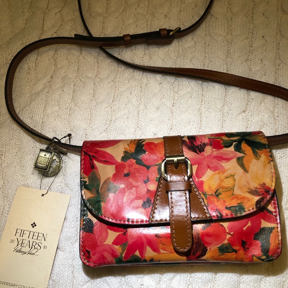 Patricia Nash Fifteen Years Floral Crossbody Bag in Multicolor